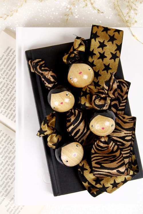 (image pour) Gros Marque Page Elastique Etoile